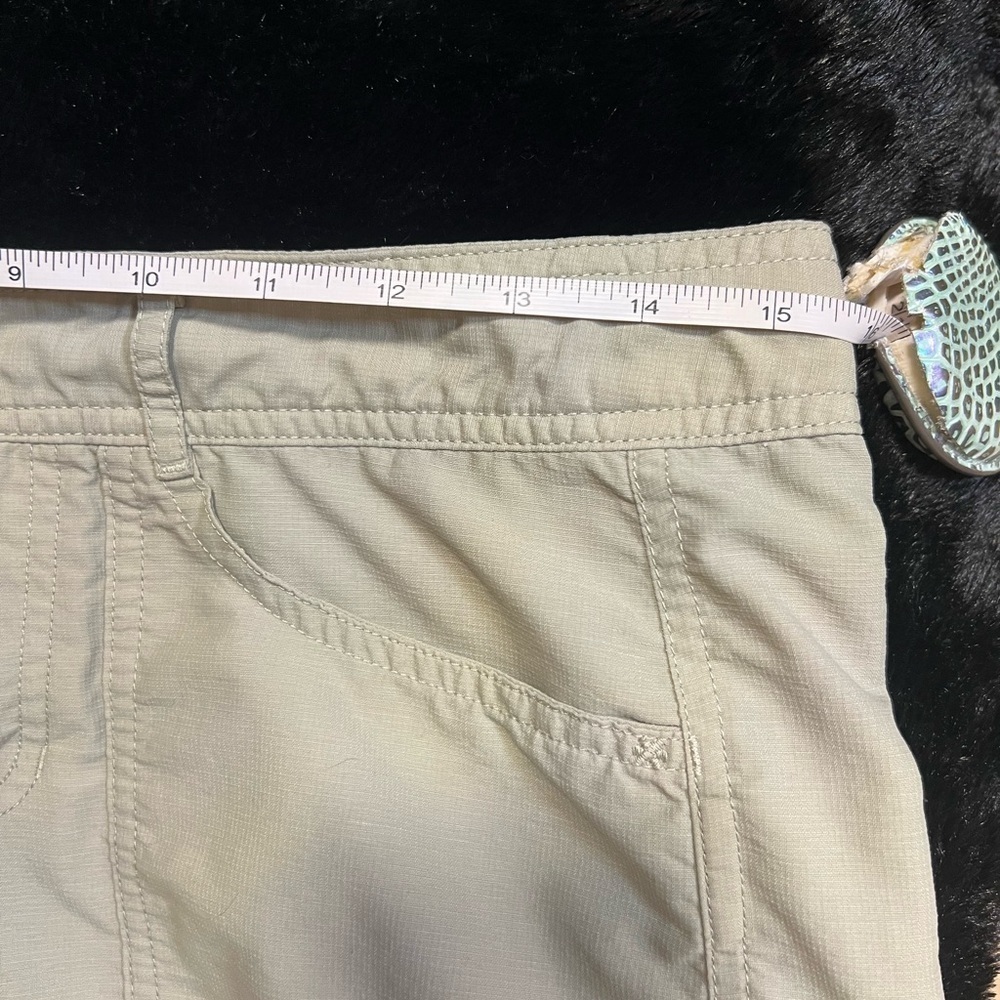 THE NORTH FACE WOMEN’S HORIZON 2.0 ROLL-UP SHORTS-SZ 4🤎EUC - Picture 4 of 15